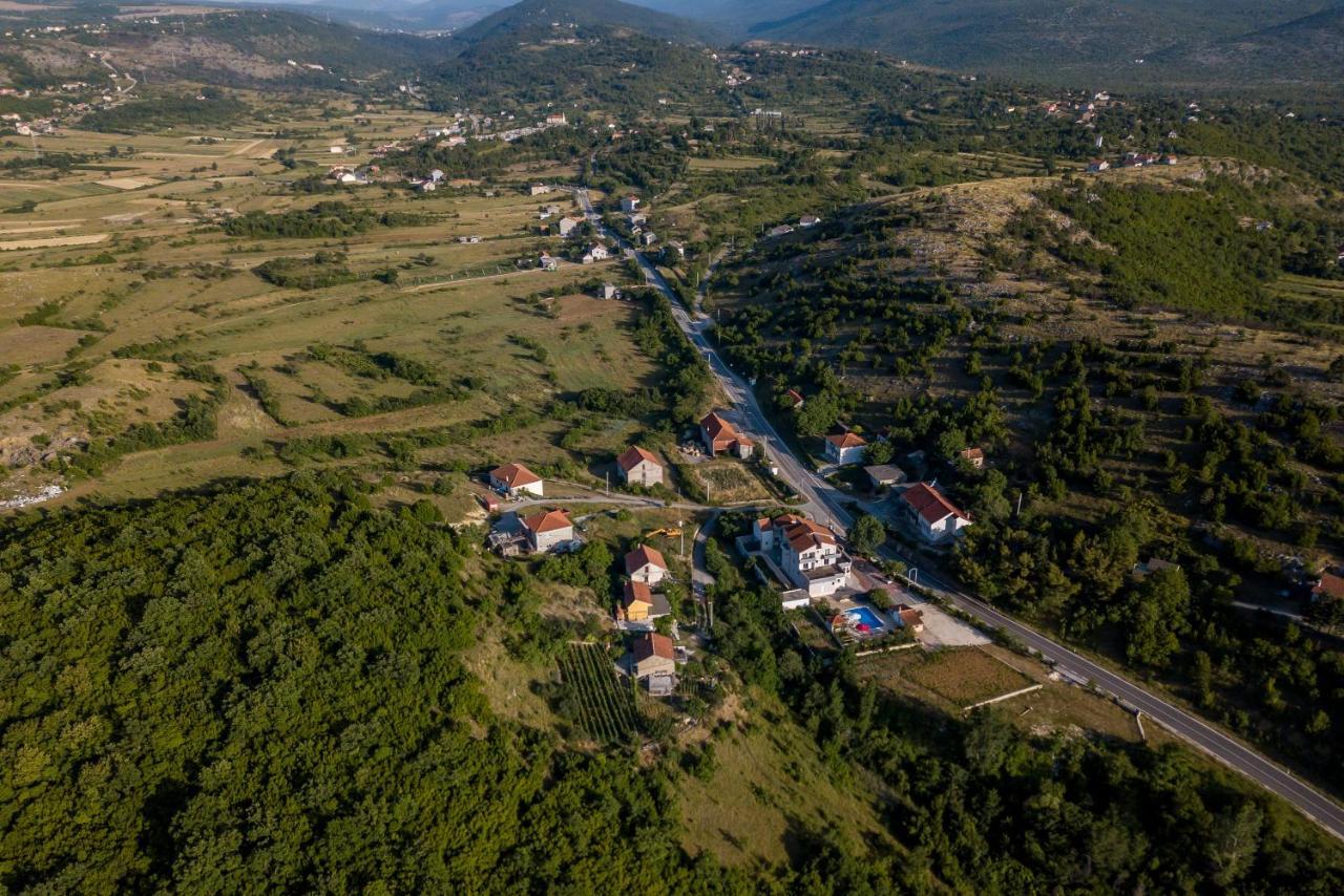 Apartments Ana Umljanovic Bagian luar foto
